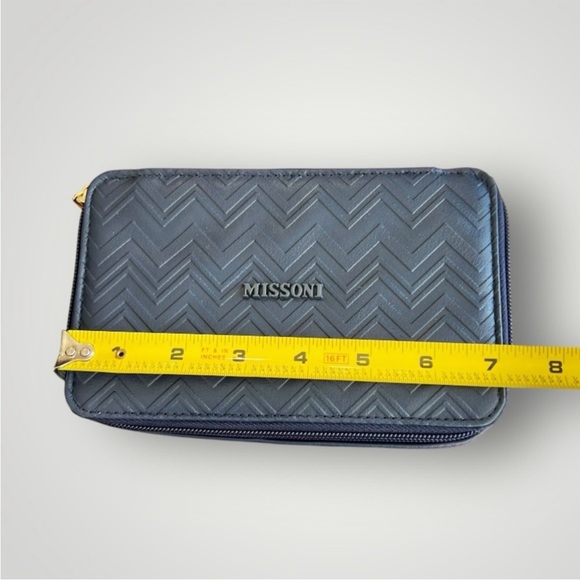 DELTA MISSONI Delta 1 Travel Sophisticated Amenity Kit Collectible Souvenir New - Picture 10 of 13